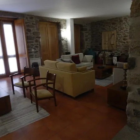 Pensionat Casa Dona Chama Torre de Dona Chama