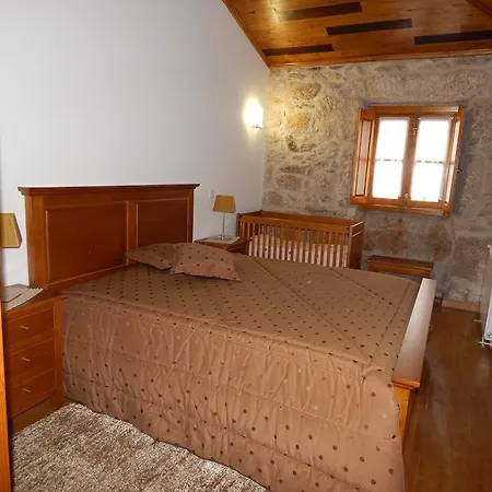 Pensionat Casa Dona Chama Torre de Dona Chama
