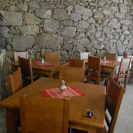Pensionat Casa Dona Chama Torre de Dona Chama